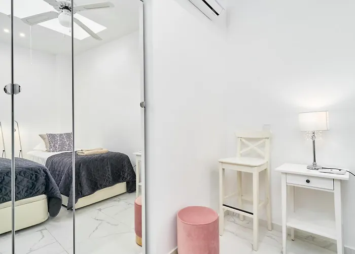 Casa Caramelo * Нерха