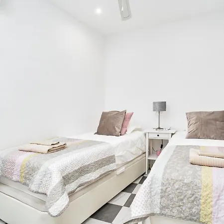 בית נופש Casa Caramelo נרחה